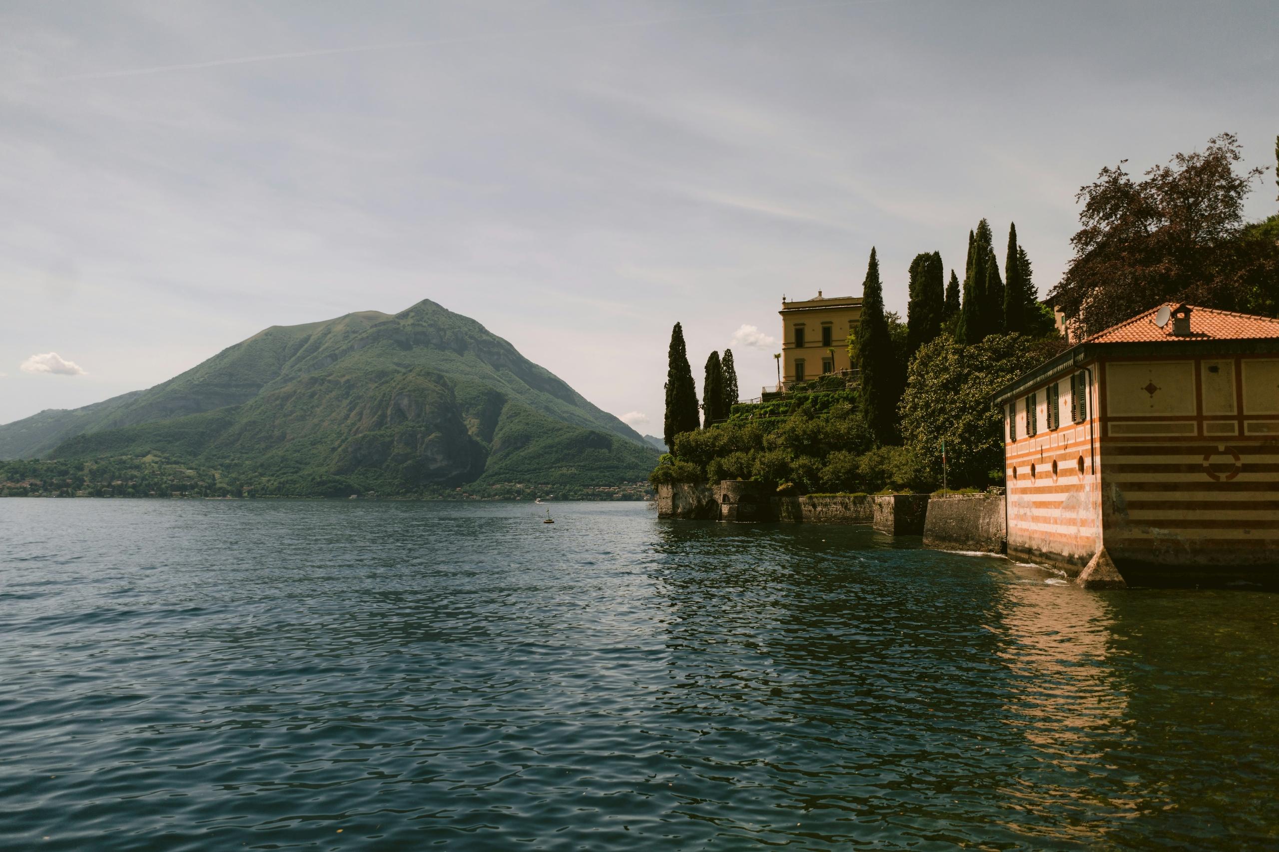 Villa Cipressi in Varenna seen from the lake